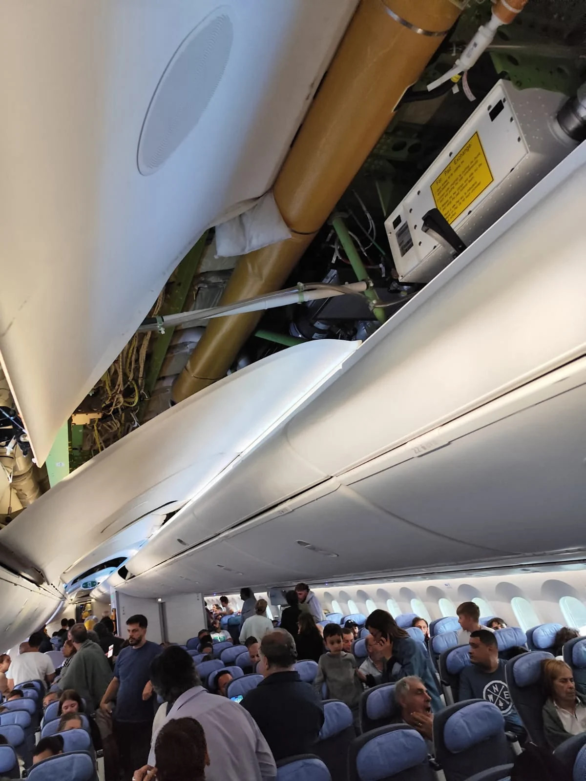 Damages in an Air Europa Boeing 787-9 Dreamliner after it made an emergency landing (UGC/AFP via Getty Images)