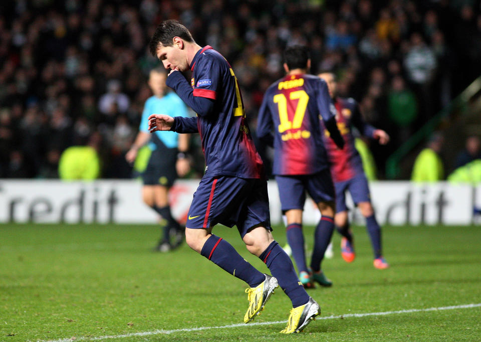 El jugador del Barcelona, Lionel Messi, festeja un gol contra Celtic de Glasgow en la Liga de Campeones el miércoles, 7 de noviembre de 2012, en Glasgow, Escocia.(AP Photo/Scott Heppell)