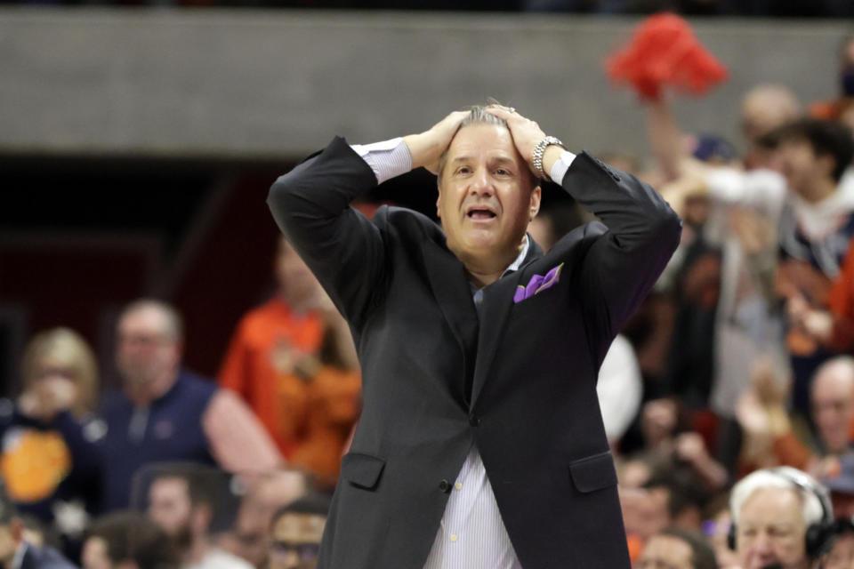 Kentucky head coach John Calipari reacts after a turnover during the second half of an NCAA college basketball game against Auburn Saturday, Jan. 22, 2022, in Auburn, Ala. (AP Photo/Butch Dill)