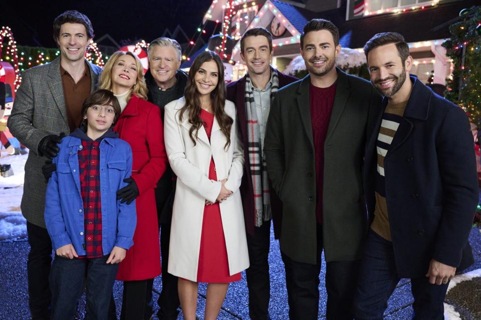 The Christmas House 2 Cast