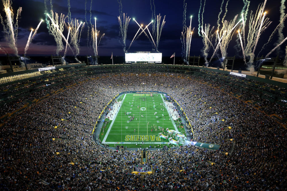 Green Bay Packers - 78,128 supporters in the stands for soccer at Lambeau  Field ⚽ THANK YOU! 