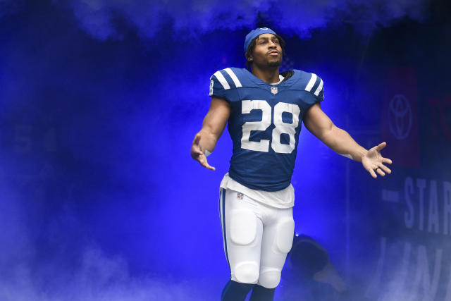 Fantasy Football 2022: Colts RB Jonathan Taylor Leads Top