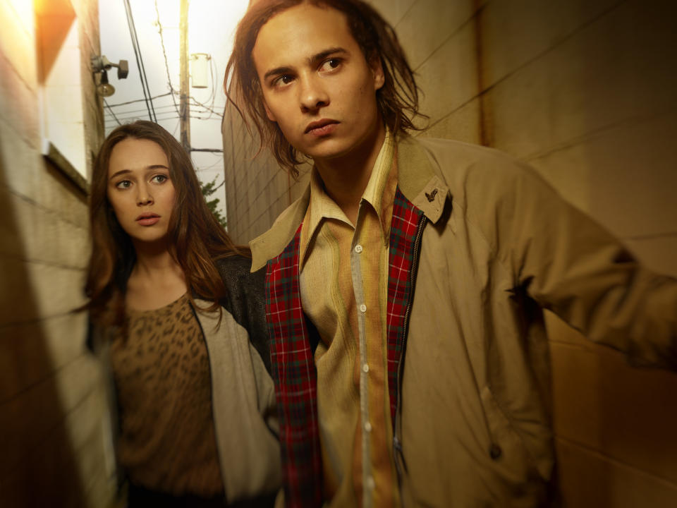 Alycia Debnam Carey as Alicia and Frank Dillane as Nick - Fear the Walking Dead _ Season 1, Gallery - Photo Credit: Frank Ockenfels 3/AMC