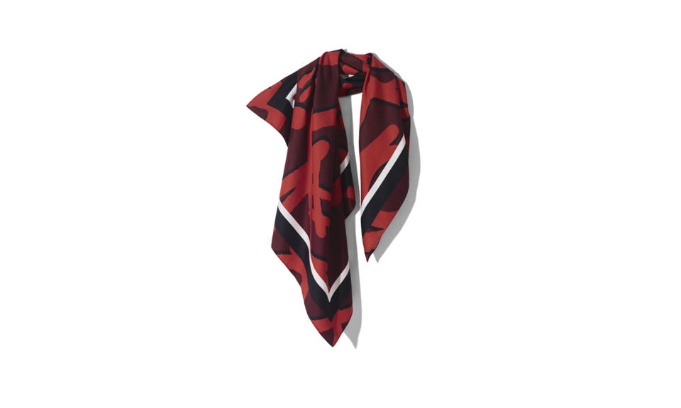 Graphic print scarf