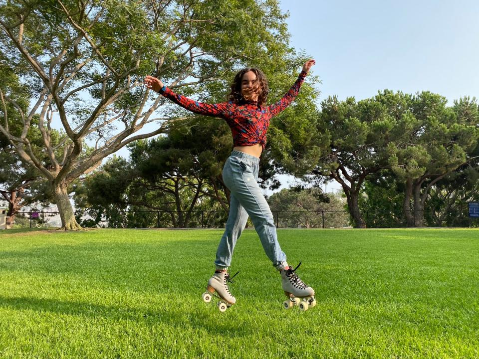 Roller skater and ballerina, Ana Coto