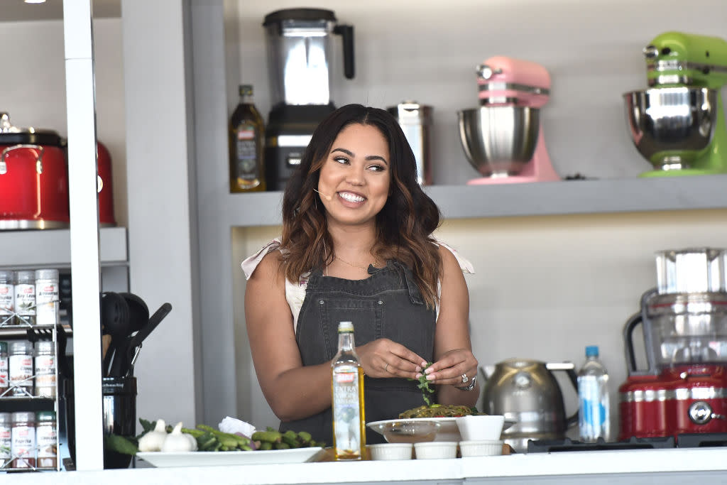 Ayesha Curry dropped some bars during a food demo, and we’re so down for a new rap/cooking show