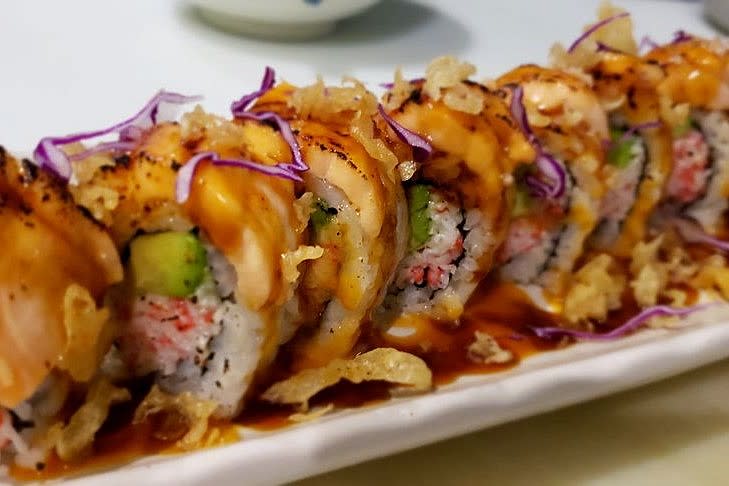 <b>photo: sumo roll/<a href="https://www.yelp.com/biz_photos/sumo-roll-berkeley?utm_campaign=d6482869-27bd-43ca-8507-d667fe57da74%2C164e93d9-5031-43de-a56e-719b5a363dc2&utm_medium=81024472-a80c-4266-a0e5-a3bf8775daa7" rel="nofollow noopener" target="_blank" data-ylk="slk:yelp;elm:context_link;itc:0;sec:content-canvas" class="link ">yelp</a></b>