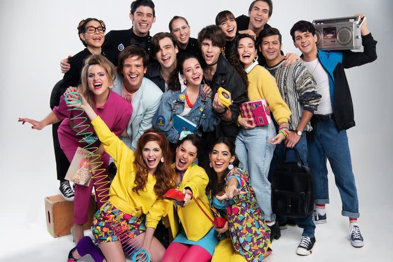 Nickelodeon Latinoamérica regresa al pasado con el estreno de la segunda temporada de la serie de ficción y música, Club 57