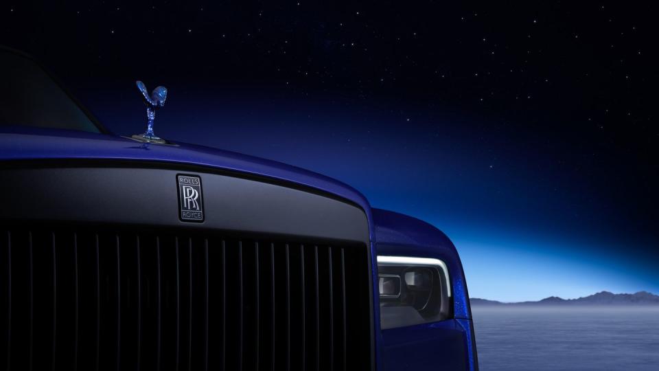 2024 rolls royce black badge cullinan blue shadow