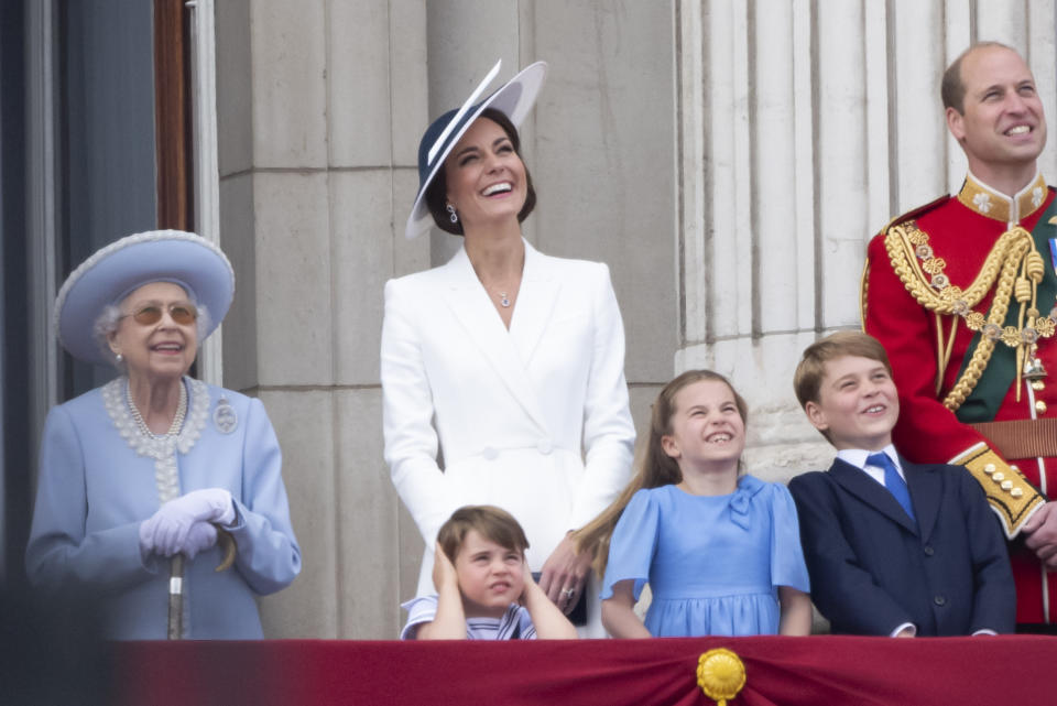 Queen all smiles while watching the Platinum Jubilee flypast, 2022