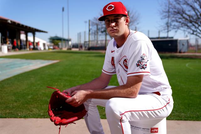 2022 Cincinnati Reds photo day at spring training in Goodyear