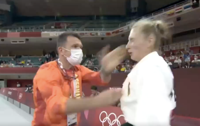 German judoka shocks fans after her coach slaps her in pre-competition ritual (Tokyo Olympics )