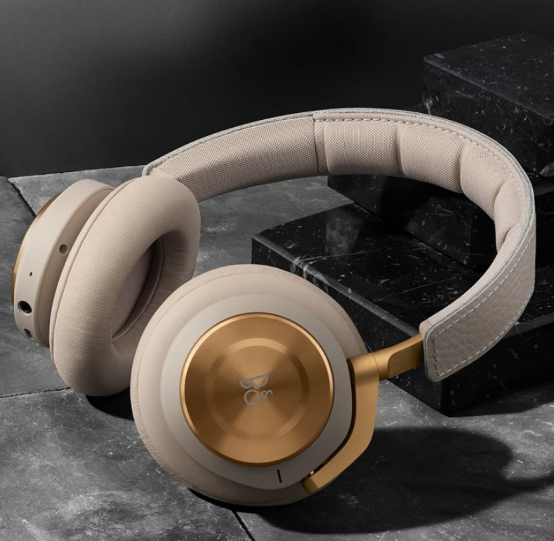 <p><a href="https://go.redirectingat.com?id=74968X1596630&url=https%3A%2F%2Fwww.bang-olufsen.com%2Fen%2Fus%2Fheadphones%2Fbeoplay-hx%3Fvariant%3Dbeoplay-hx-sand&sref=https%3A%2F%2Fwww.veranda.com%2Fluxury-lifestyle%2Fg27408526%2Fluxury-fathers-day-gift-ideas%2F" rel="nofollow noopener" target="_blank" data-ylk="slk:Shop Now;elm:context_link;itc:0;sec:content-canvas" class="link rapid-noclick-resp">Shop Now</a></p><p>Beoplay HX Headphones</p><p>Bang & Olufsen</p><p>$599.00</p><span class="copyright">Bang & Olufsen</span>