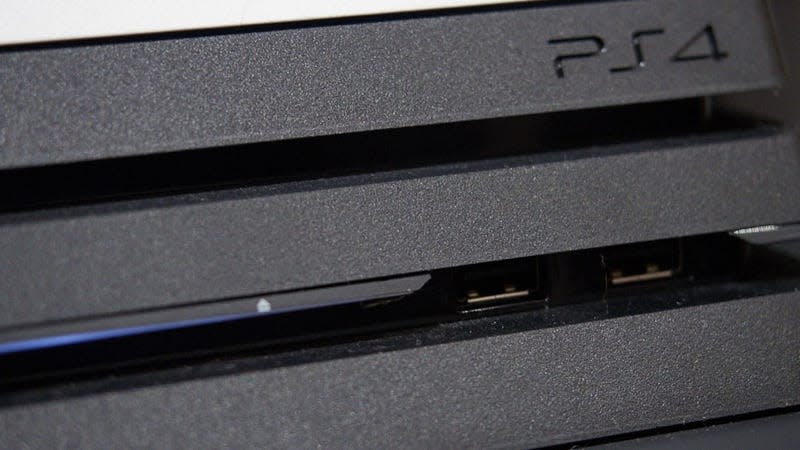 The PS4 Pro was slightly larger than the Slim model, with three shelves instead of two. - Photo: Gizmodo