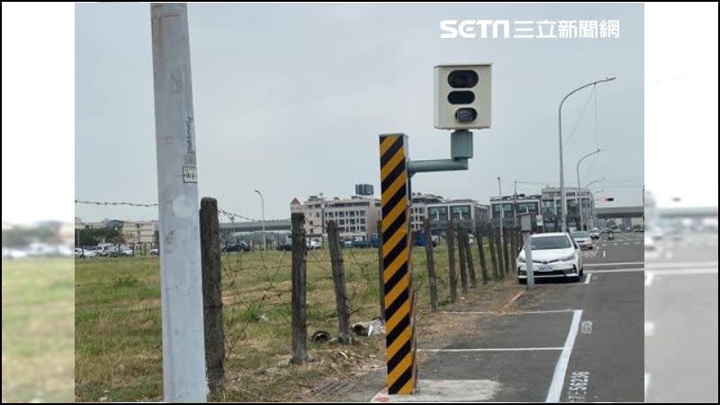 南投警方悄悄從限速八十改成七十，許多用路人不知狂收罰單。（圖／翻攝畫面）