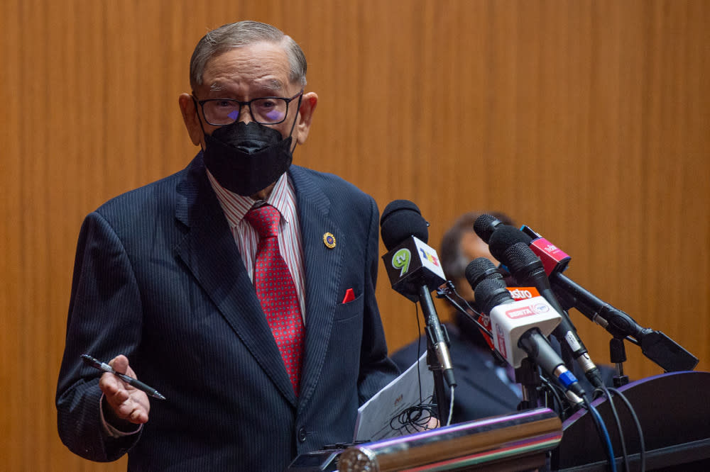 Anti-Corruption Advisory Board chairman Tan Sri Abu Zahar Ujang speaks to the media during a press conference at the MACC's headquarters in Putrajaya January 5, 2022. — Picture by Shafwan Zaidon