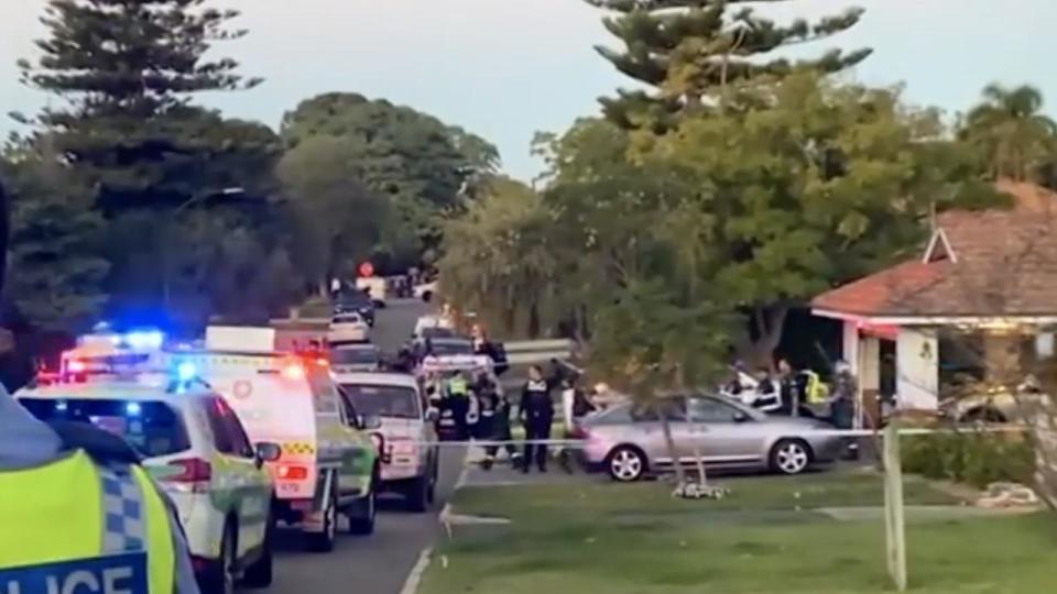 WA Police were called to Berkeley Cr in Floreat around 4.30pm on Friday.  Photo: 7 News