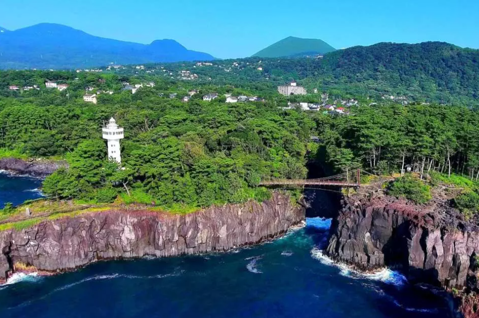 日本旅遊｜熱海海上煙花大會買1送1激抵優惠！東京出發、人均只需$309 同遊大室山+城崎海岸