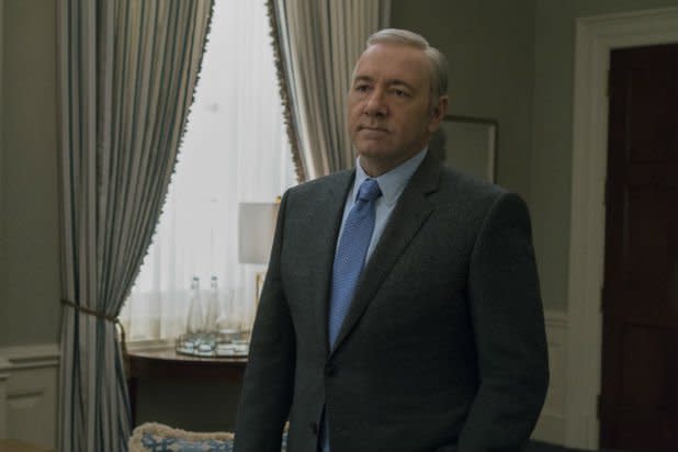 of Cards' Revisits Frank Underwood's Sexuality (And It's a Liability)