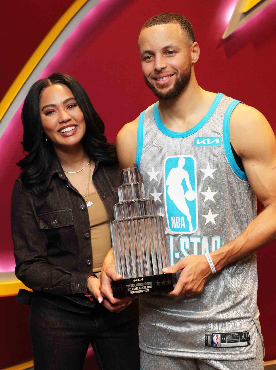 Stephen Curry #30 of Team LeBron and Ayesha Curry pose for a photo with the Kia NBA All-Star MVP Kobe Bryant Trophy during the 71st NBA All-Star Game as part of the 2022 NBA All Star Weekend on February 20, 2022 at Rocket Mortgage FieldHouse in Cleveland, Ohio