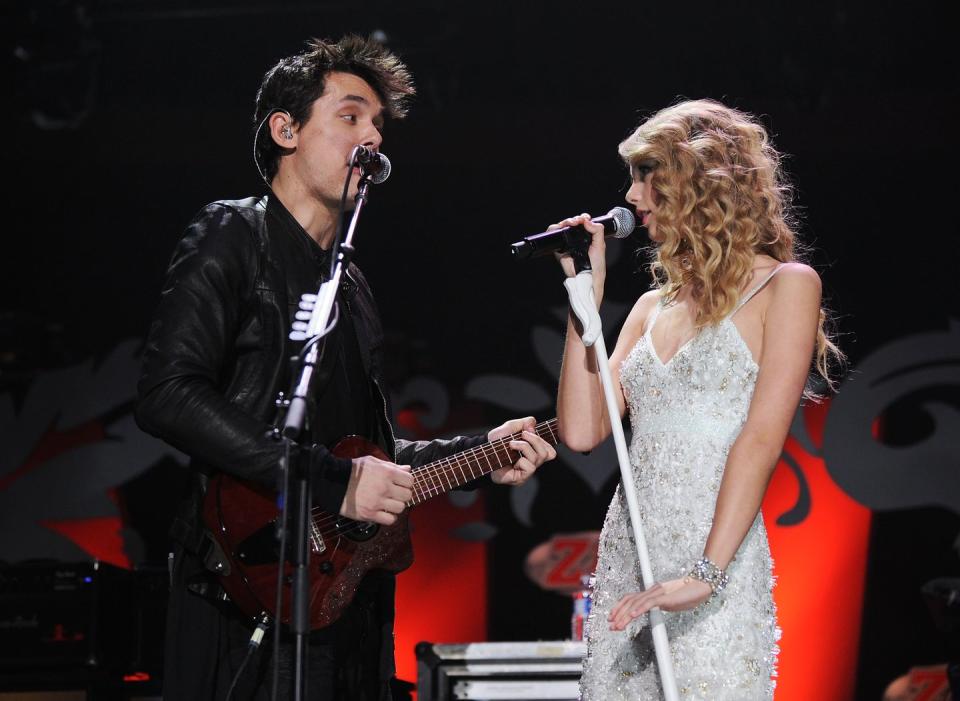 new york december 11 john mayer and taylor swift perform onstage during z100s jingle ball 2009 at madison square garden on december 11, 2009 in new york city photo by bryan beddergetty images