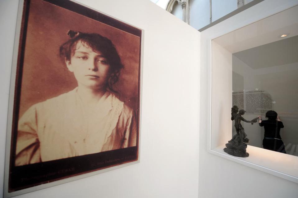 Un portrait de Camille Claudel lors d'une rétrospective au Musée Rodin en 2008 - Patrick Herzog-AFP