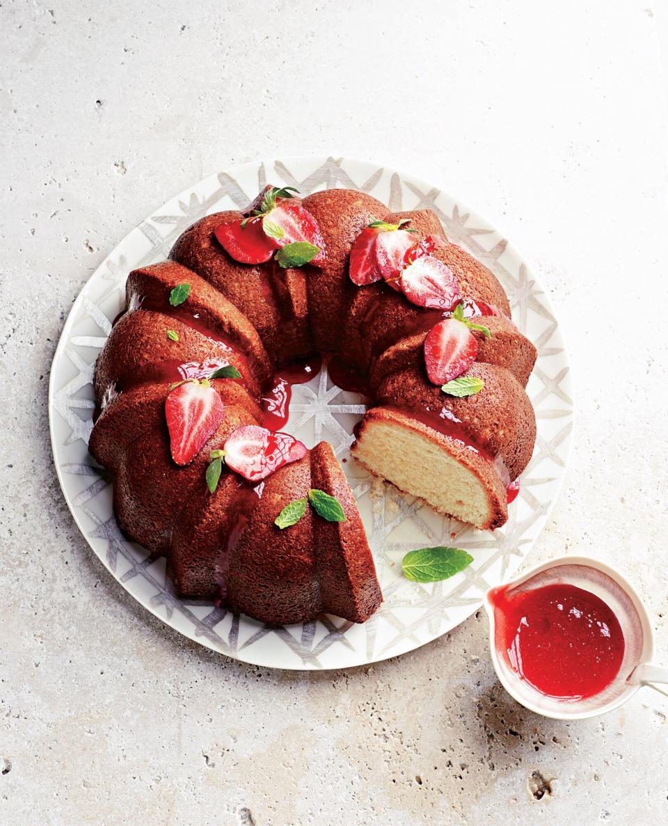 Pound Cake With Strawberry Glaze