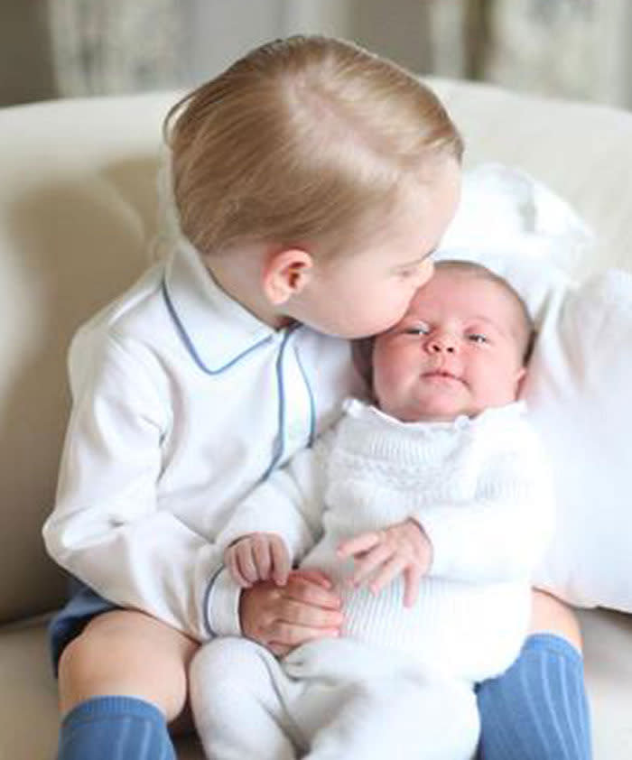 Princess Charlotte's first official photos with Prince George are everything