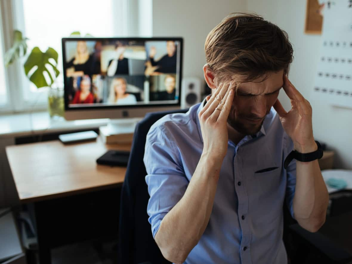 Symptoms from long COVID include fatigue, lack of breath, brain fog, loss of sleep, depression, anxiety, inability to concentrate and heart palpitations. (Shutterstock / Girts Ragelis - image credit)