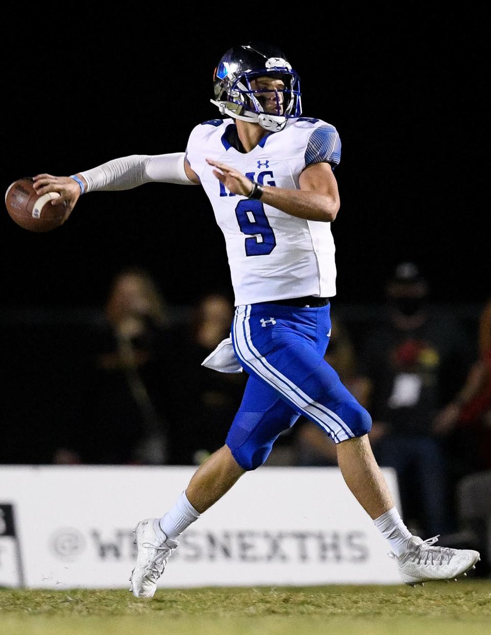 IMG Academy's JJ Mccarthy (9) throws against Ravenwood during the first half at Ravenwood High School in Brentwood, Tenn., Friday, Sept. 25, 2020.