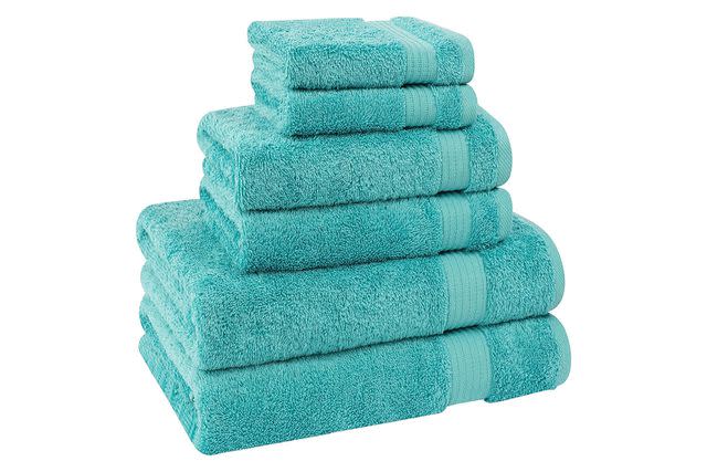 These “Super Soft” Bath Towels Are Just $4 Apiece at  Today