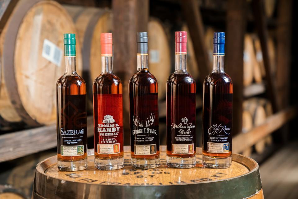 The 2023 Buffalo Trace Distillery Antique Collection includes George T. Stagg Bourbon, Thomas H. Handy Sazerac Rye Whiskey, Sazerac Rye 18-Year-Old Whiskey, William Larue Weller Bourbon, and Eagle Rare 17-Year-Old Bourbon.