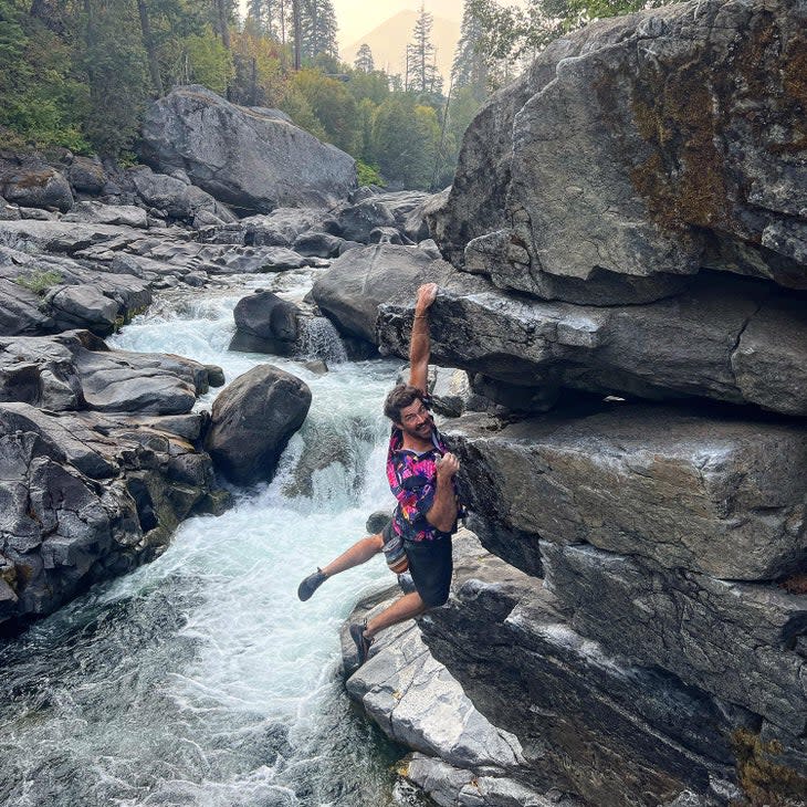 Bouldering in Icicle Creek Canyon