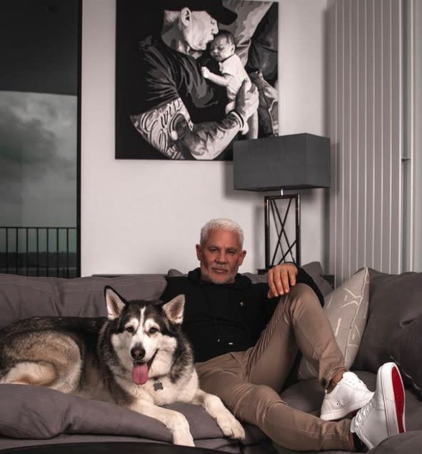 wayne lineker living room z