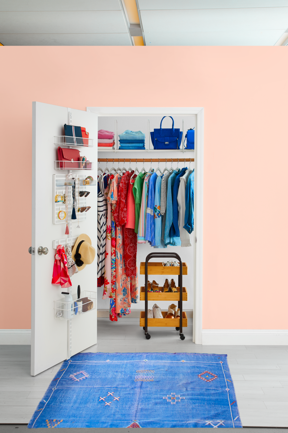 35 Things Professional Organizers Do to Keep Their Closets Tidy