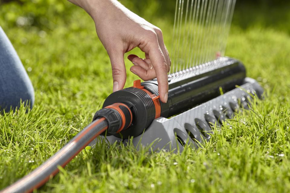 Water sprinkler from Canadian Tire, lawn care