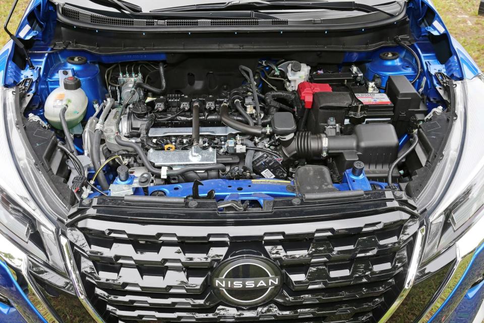 升級搭載與Tiida相同的HR16DE 1.6L四缸NA引擎，最大輸出提升到135hp/16.7kgm。