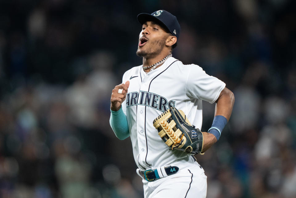 Julio Rodriguez火熱表現，一舉將西雅圖水手帶到美聯西區龍頭位置。（MLB Photo by Stephen Brashear/Getty Images）