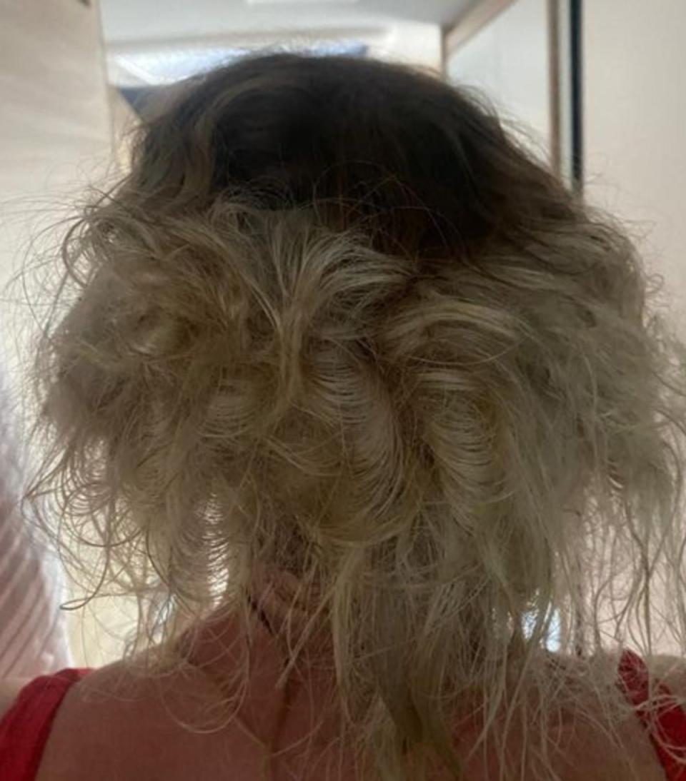 Julia Fehst’s severely matted hair is seen following her snorkelling trip (Jam Press)