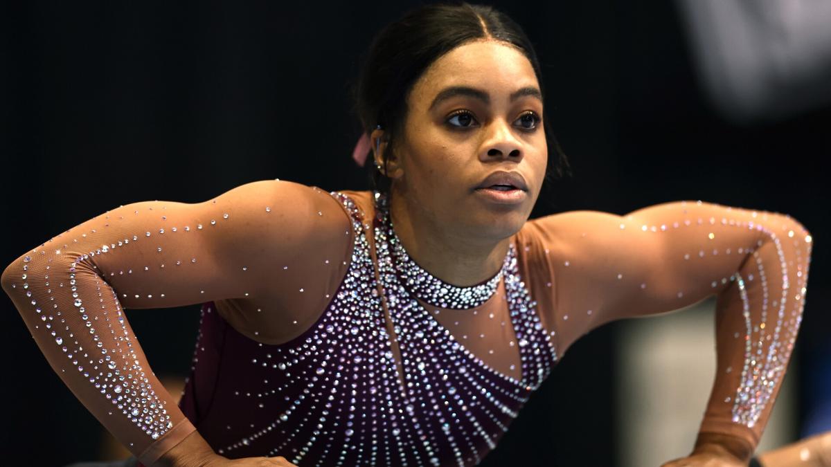 Olympisch gouden medaillewinnaar Gabby Douglas trekt zich terug uit de Amerikaanse gymnastiekkampioenschappen van Xfinity