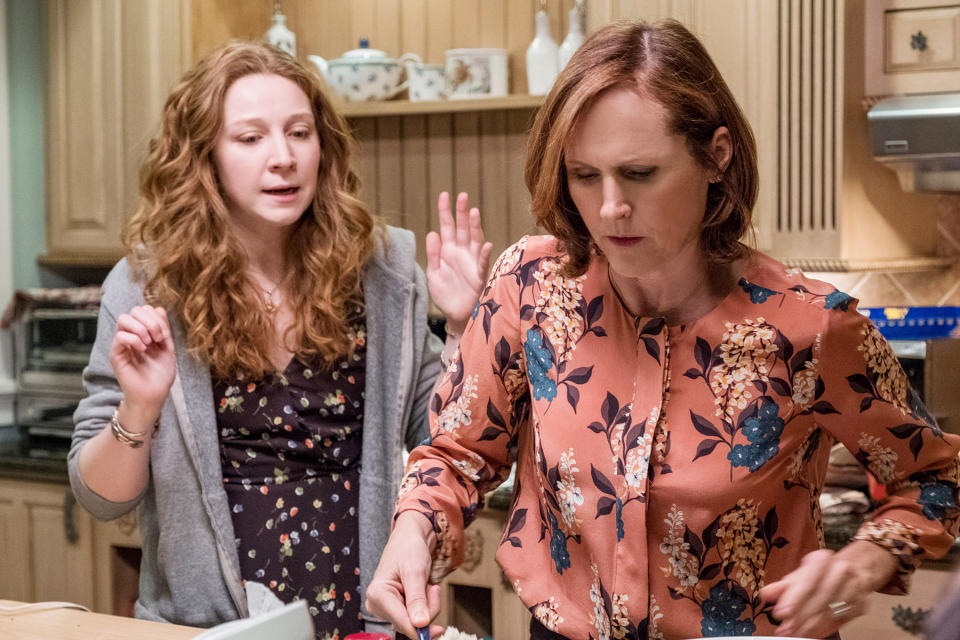 Kayli Carter talks to Molly Shannon while she's cooking