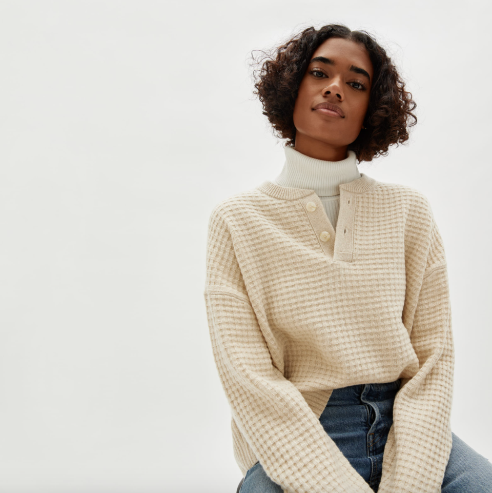 Everlane's The Belgian-Waffle Henley in ReCashmere in Canvas (Photo via Everlane)
