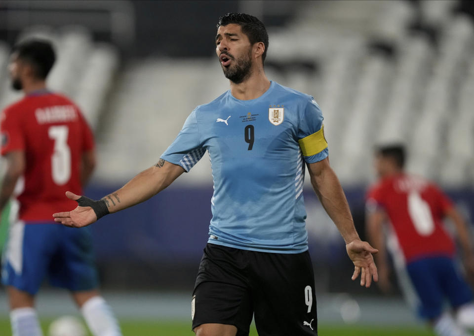 Uruguay's Luis Suarez gestures during a Copa America soccer match against Paraguay at Nilton Santos stadium in Rio de Janeiro, Brazil, Monday, June 28, 2021. (AP Photo/Ricardo Mazalan)