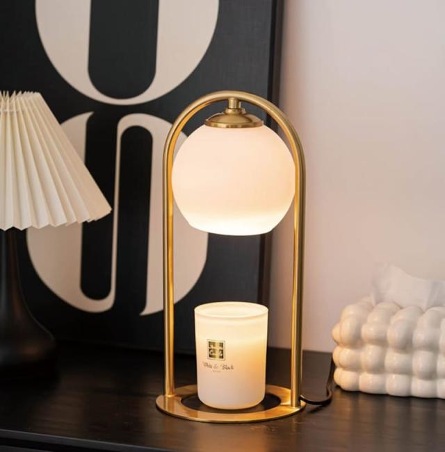 Candle Warmer Lamps Are The Latest Lighting Trend Taking Over