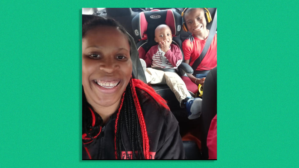 Ieshia Townsend, left, with her children.  (Photo: Illustration: HuffPost; Photo: Courtesy Ieshia Townsend)