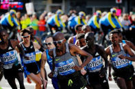 The men's leading pack run during the 2016 New York City Marathon in the Brooklyn borough of New York City, U.S., November 6, 2016 REUTERS/Eduardo Munoz