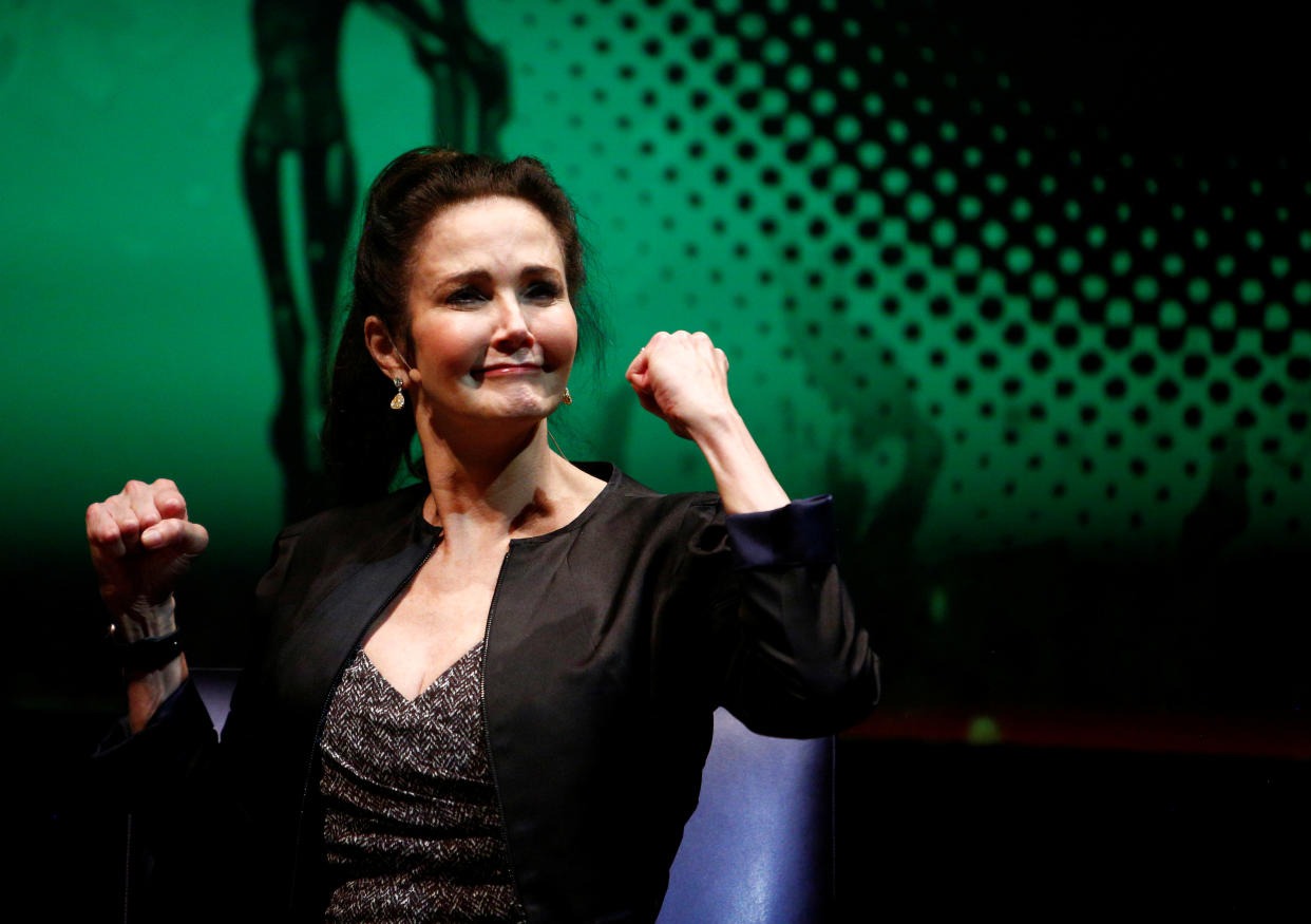 Lynda Carter (pictured in 2017) is showing Rep. Alexandria Ocasio-Cortez some love. (Photo: REUTERS/Eric Thayer)