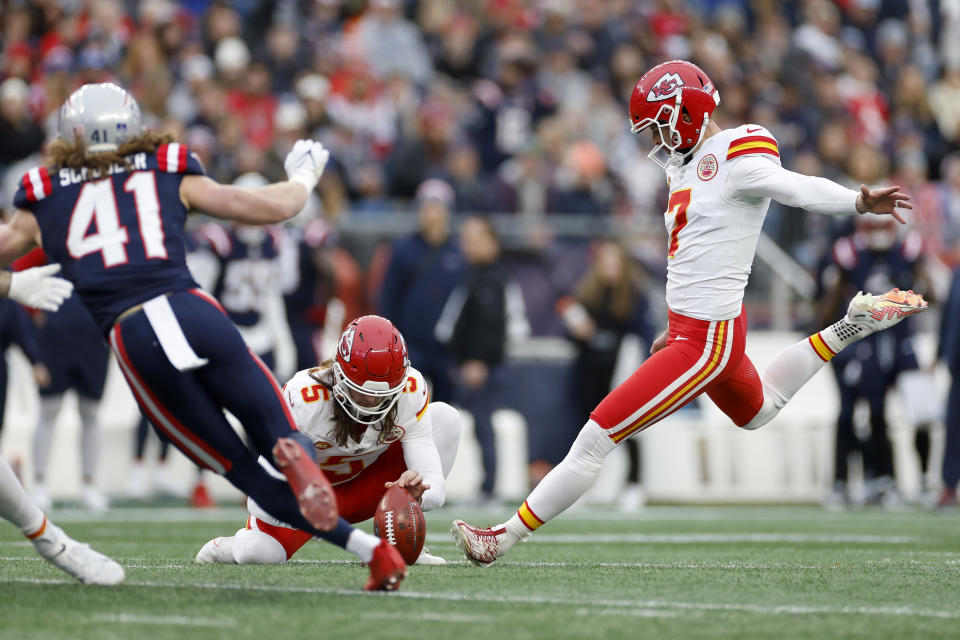 Kicking balls during the Patriots-Chiefs game on Sunday were apparently underinflated during the first half.