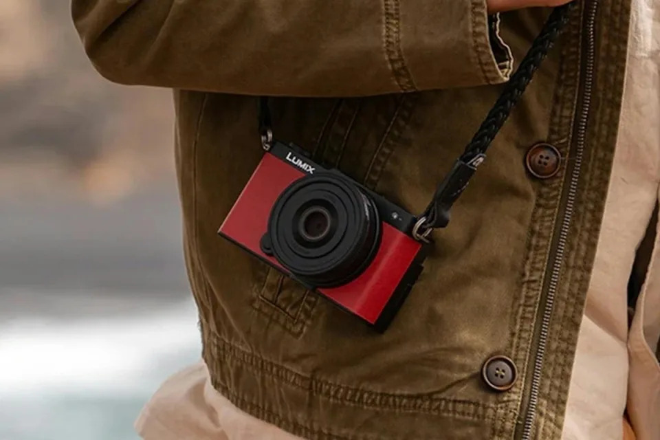 Panasonic推出新款全片幅無反光鏡相機Lumix S9，可透過專屬按鍵快速切換拍攝濾鏡