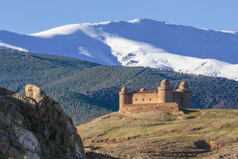 la calahorra castle, spain